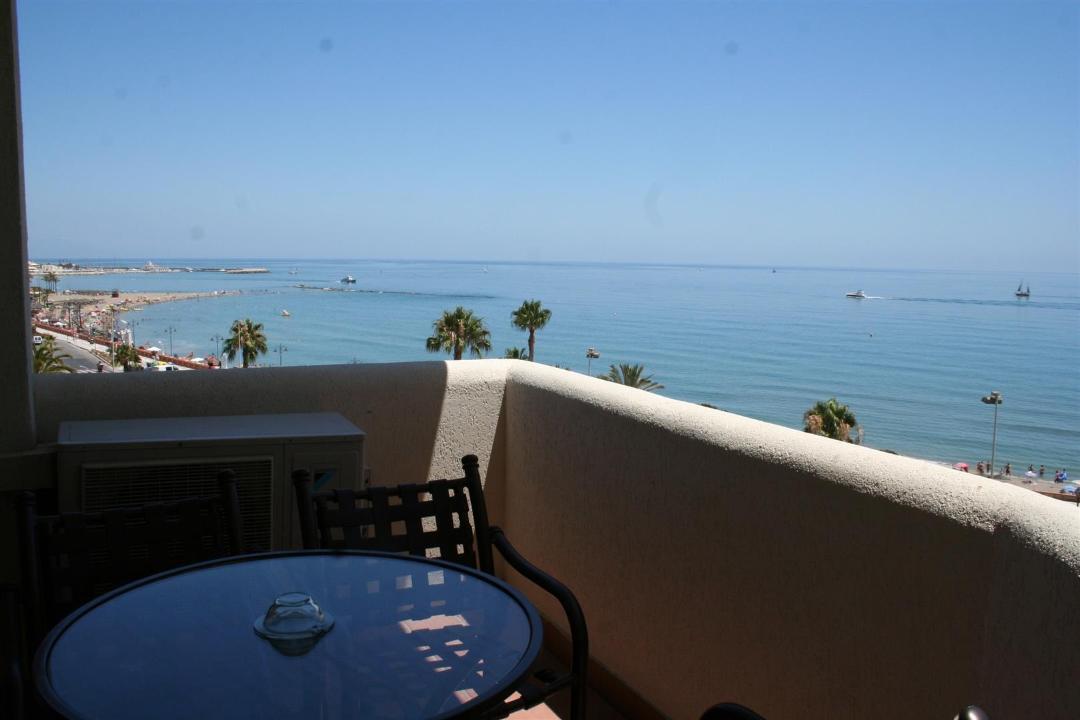 Benalbeach Sea Front Benalmádena Exterior photo